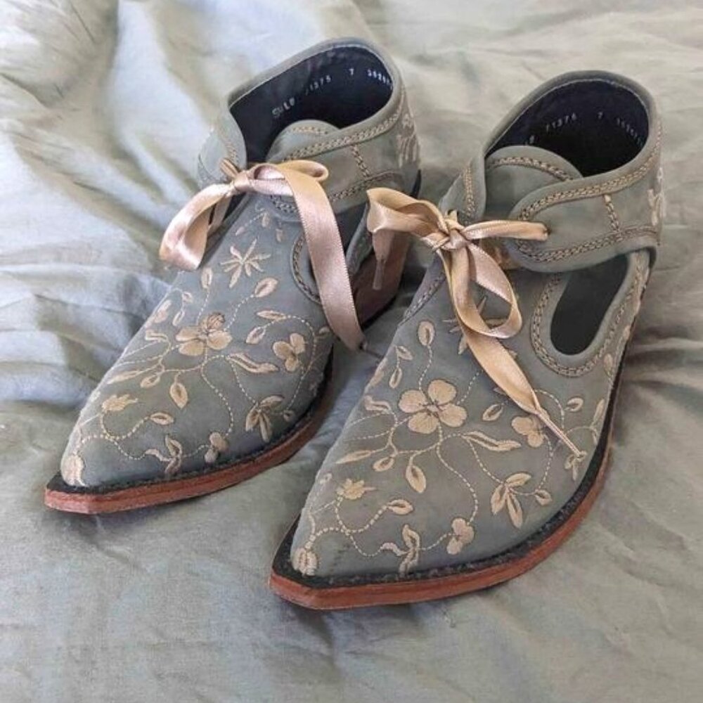 Liberty Black Booties Women's Size 7 Sage